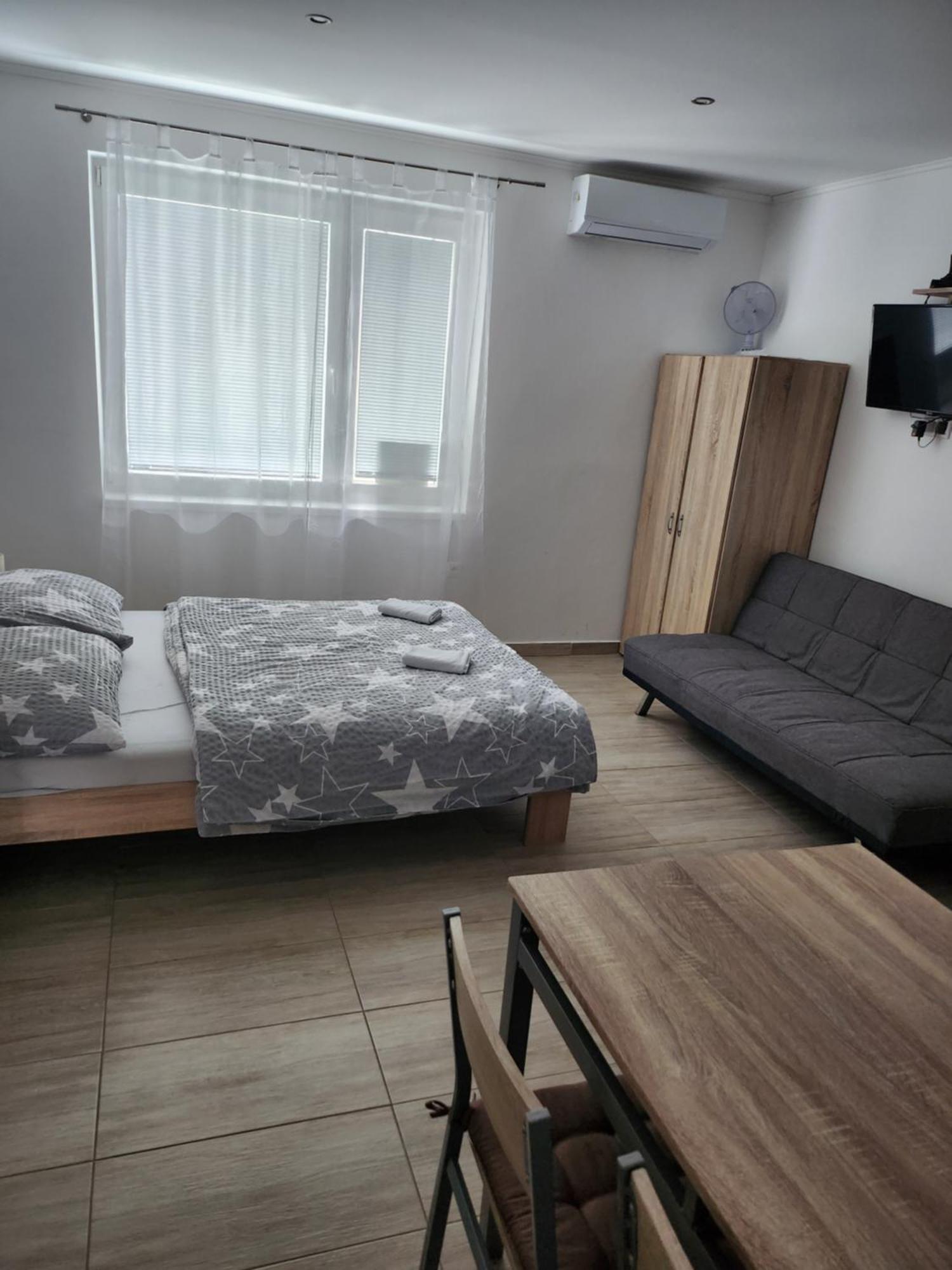 Apartmany Roland Veľký Meder Eksteriør bilde